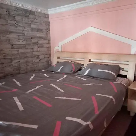 площа старий ринок з балконом Apartment Lviv
